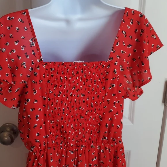 Sienna Sky women's S Red dress with button and ruffle detail - Picture 6 of 10